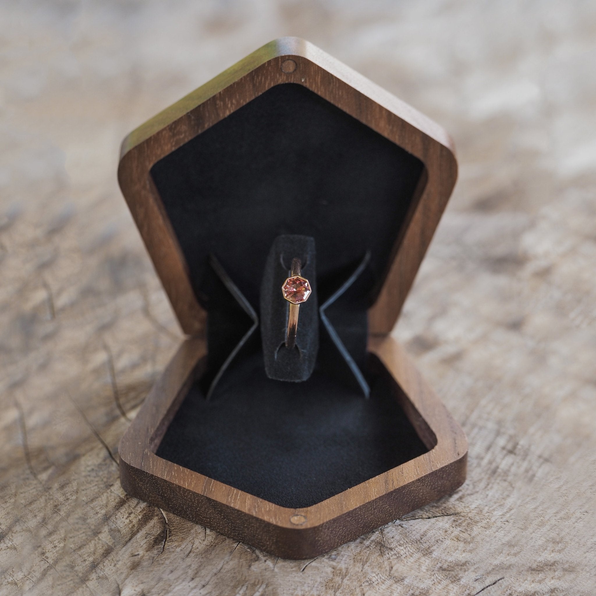 Luxe Ring Box - Sleek and Elegant Engagement Ring Box – Modern Gents